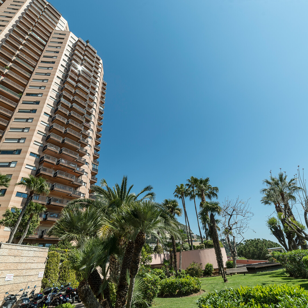 Grand emplacement fermé dans le Parc Saint Roman - Appartements à vendre à Monaco