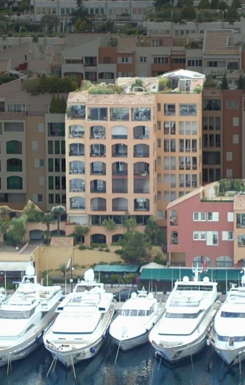 PORT DE FONVIEILLE - BUREAUX - LOCAL COMMERCIAL - Appartements à vendre à Monaco