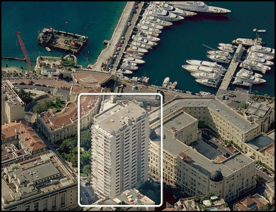 2  EMPLACEMENTS  PARKING -  SUN TOWER - Propriétés à vendre à Monaco