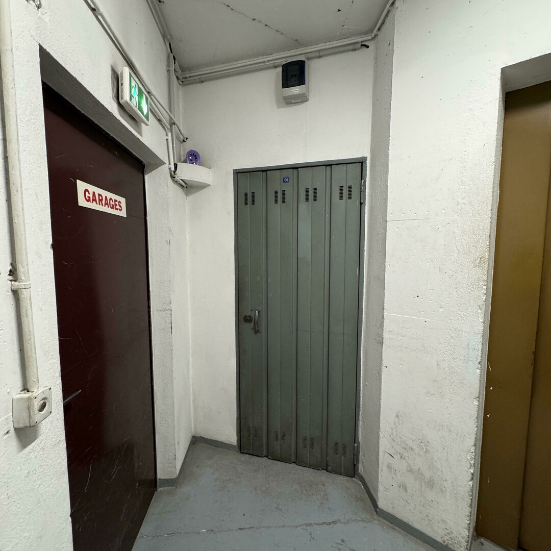 Carré d'Or - Le Mirabeau - Cave, stockage de grandes dimensions - Appartements à vendre à Monaco