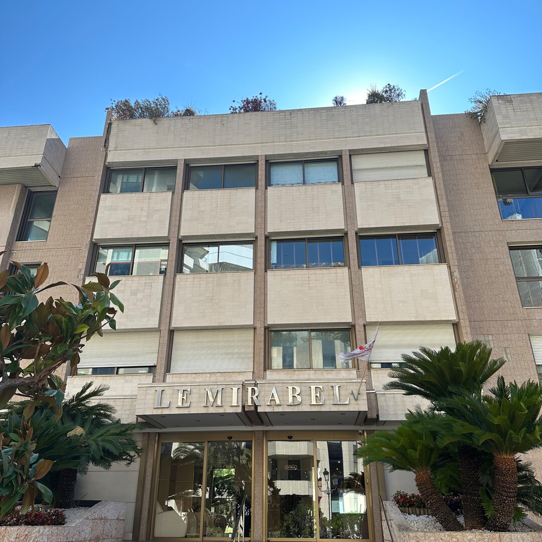LE MIRABEL - CARRE D’OR - GRAND STUDIO AVEC JARDIN - Appartements à vendre à Monaco