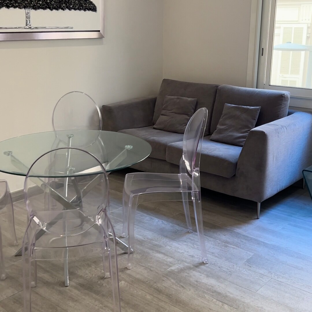 CHARMANT 2 PIECES DANS UN IMMEUBLE BOURGEOIS - Appartements à vendre à Monaco
