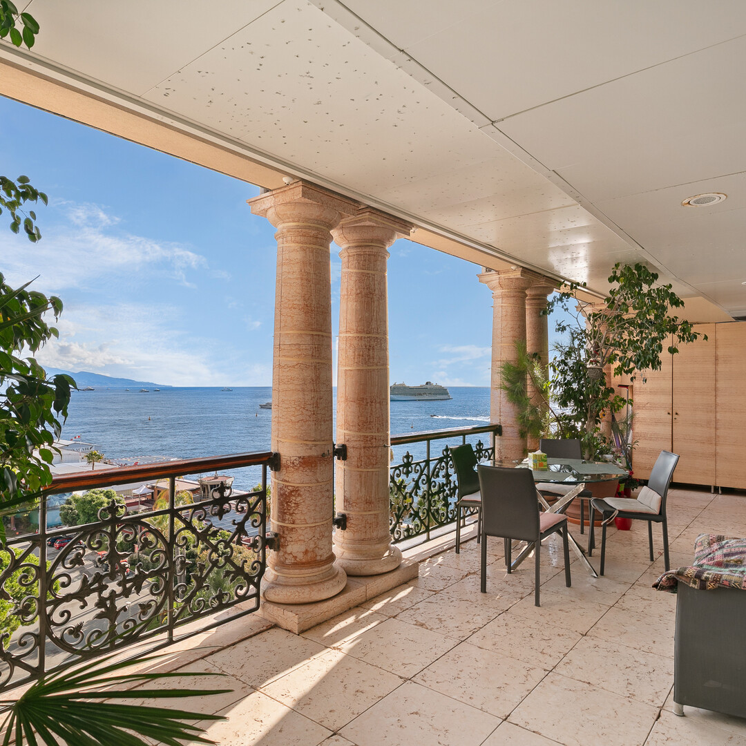 À VENDRE – SPACIEUX APPARTEMENT 3 PIÈCES – RÉSIDENCE « LE SEASIDE PLAZA » – FONTVIEILLE, MONACO - Appartements à vendre à Monaco