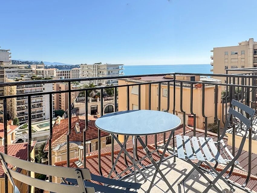 Luxueux 2 pièces meublé avec vue sur la mer - Appartements à vendre à Monaco