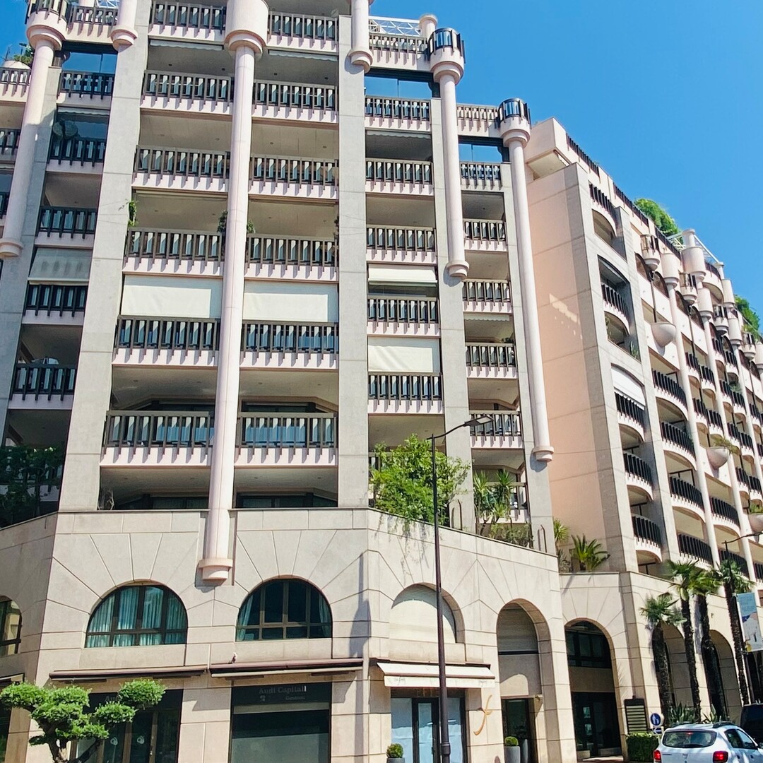 CARRE D'OR - SUPERBE BUREAU DANS UNE RESIDENCE DE LUXE - Propriétés à vendre à Monaco