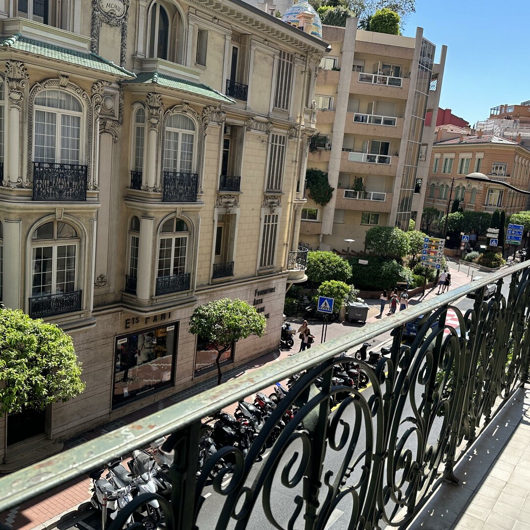 3/4 PIECES EN PLEIN COEUR DE LA CONDAMINE - Appartements à vendre à Monaco