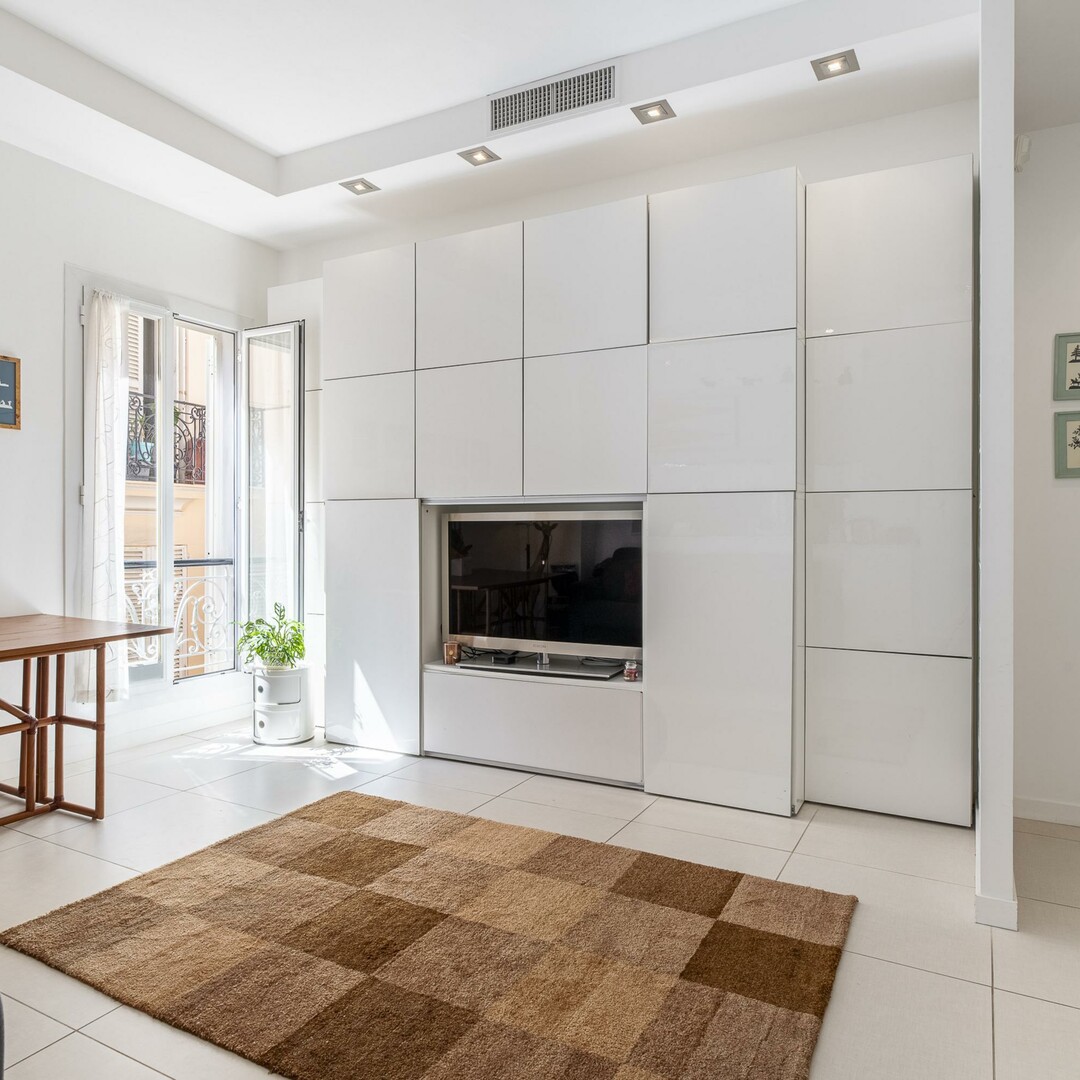 CHARMANT 2 PIECES SOUS LOI 1235 SUR LE ROCHER - Appartements à vendre à Monaco