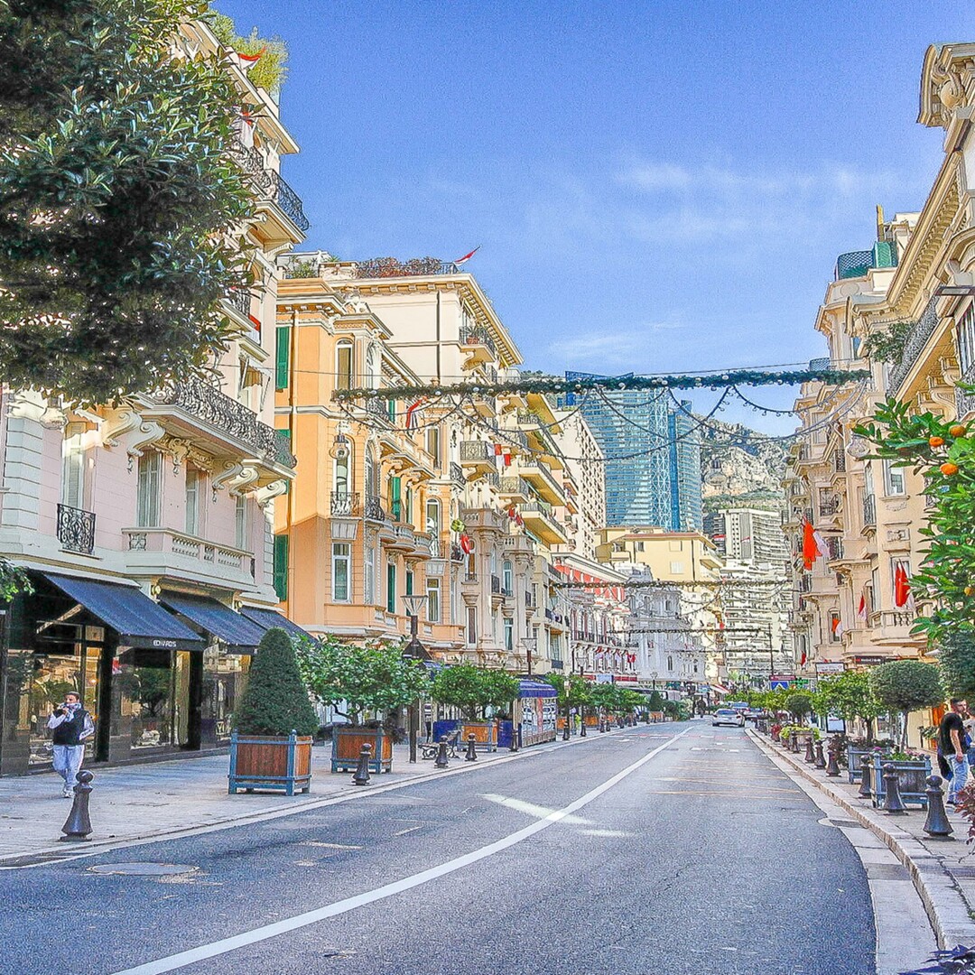 Studio rénové sur le boulevard des Moulins - Appartements à vendre à Monaco