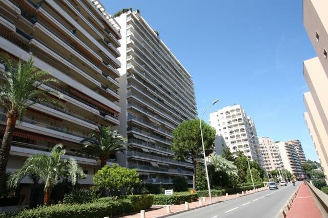 STUDIO CHATEAU AMIRAL - Appartements à vendre à Monaco