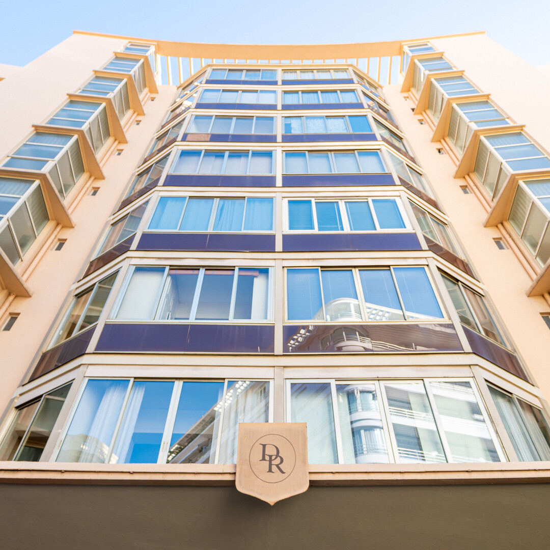 ROQUEVILLE - 4 Pièces Rénové - Rendement de 2,9 % - Appartements à vendre à Monaco