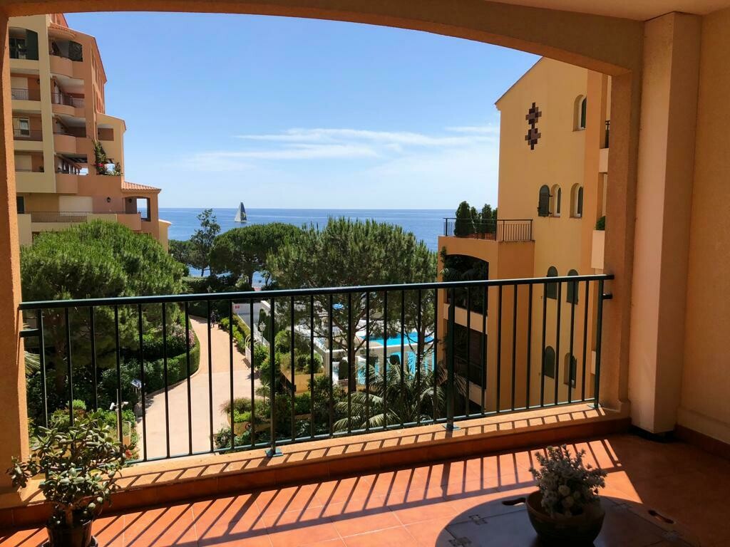 Charmant appartement de 2 pièces vue mer - Piscine - Appartements à vendre à Monaco