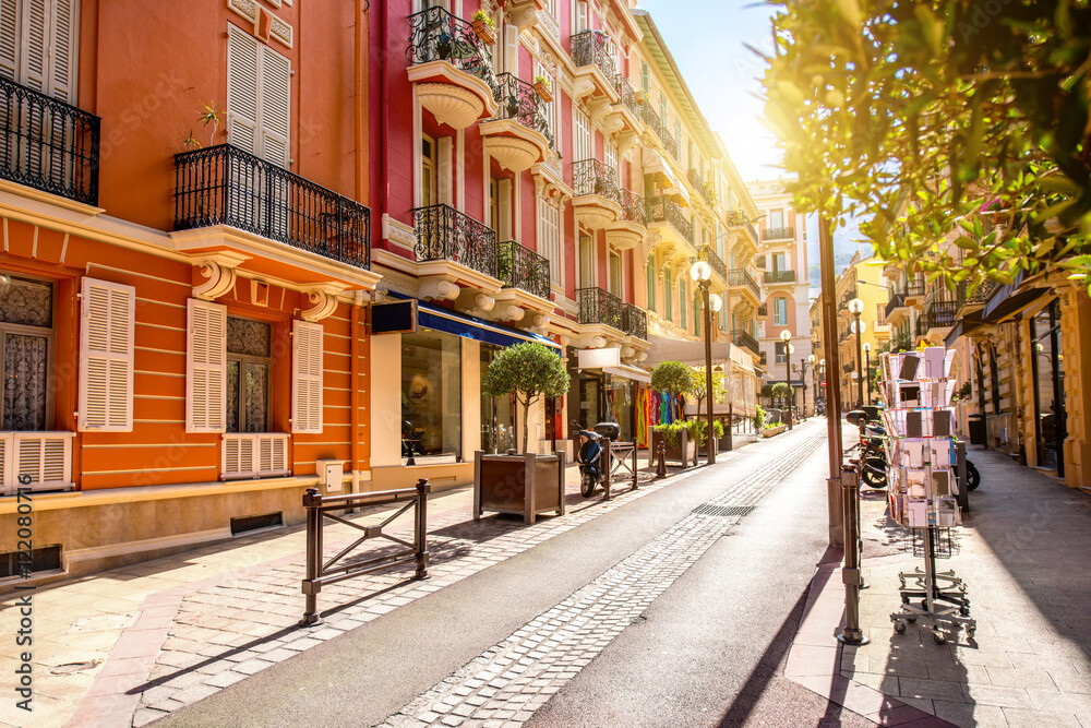 DEUX PIECES ENTIEREMENT RENOVE - Appartements à vendre à Monaco