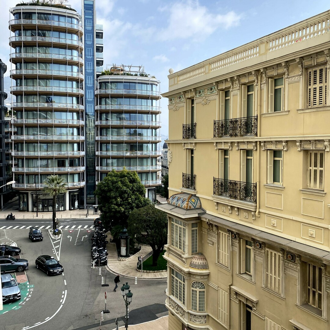 2 PIÈCES AVEC MEZZANINE - Appartements à vendre à Monaco
