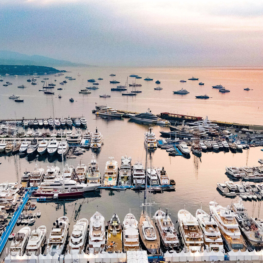 MURS TOUS COMMERCE - PORT - Appartements à vendre à Monaco