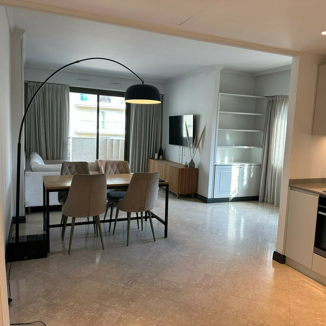 2 PIÈCES AVEC ÉCHAPPÉE MER AU LE CASTEL - Appartements à vendre à Monaco