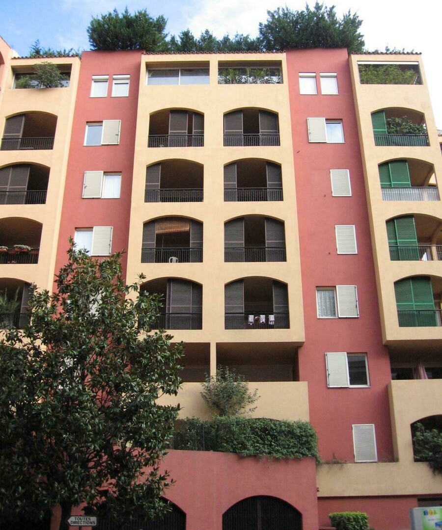 Bureau avec vitrine & vue sur le jardin - Appartements à vendre à Monaco