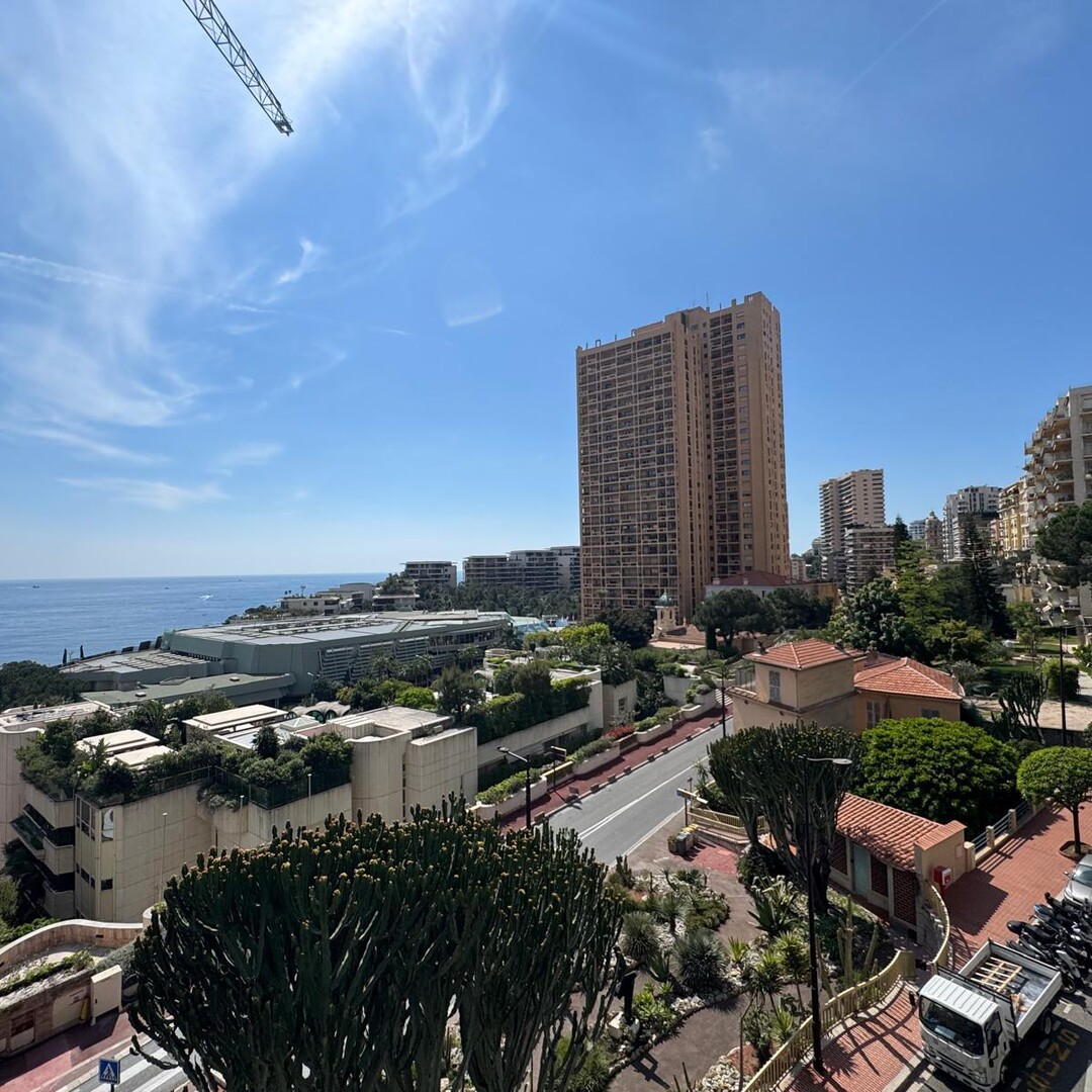 3 PIECES - ‟TROCADERO‟