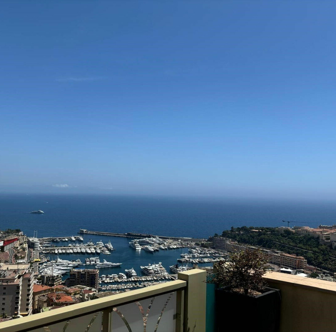 VILLA LES PINS