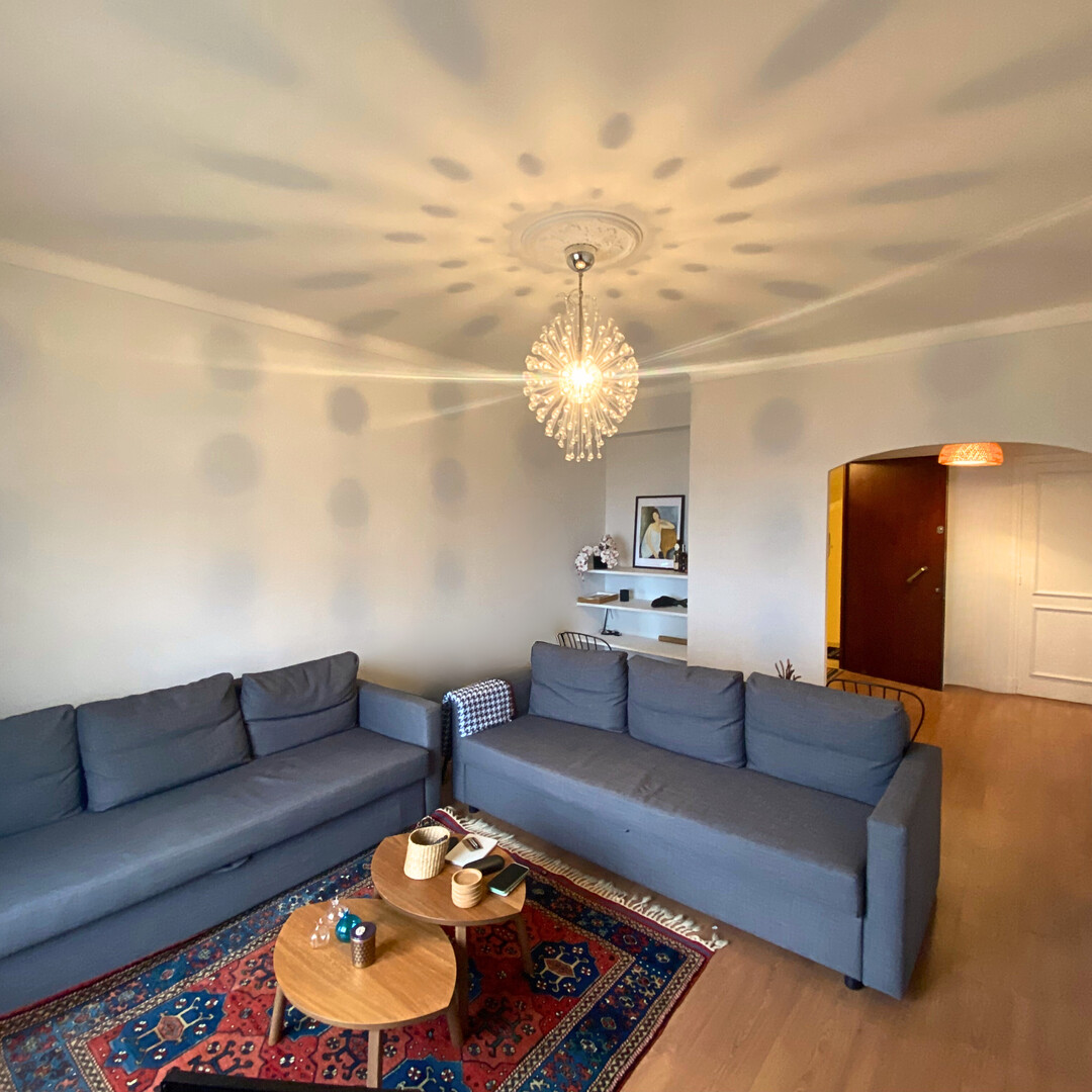 APPARTEMENT 2 PIECES - DERNIER ETAGE / IMMEUBLE LE MASSENA