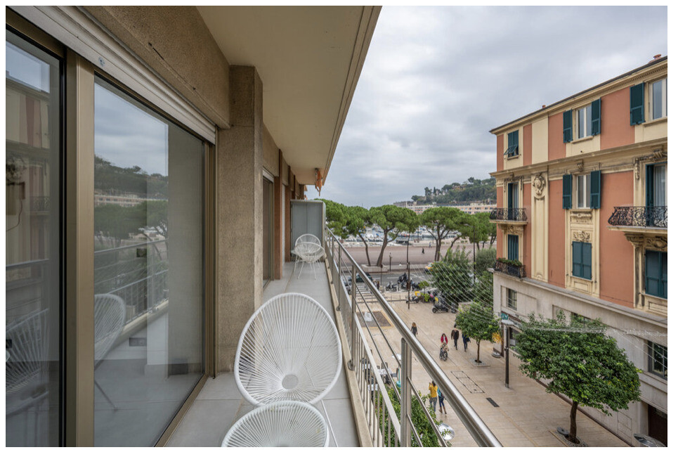 CONDAMINE / RUE PRINCESSE CAROLINE / 3 PIECES  USAGE MIXTE