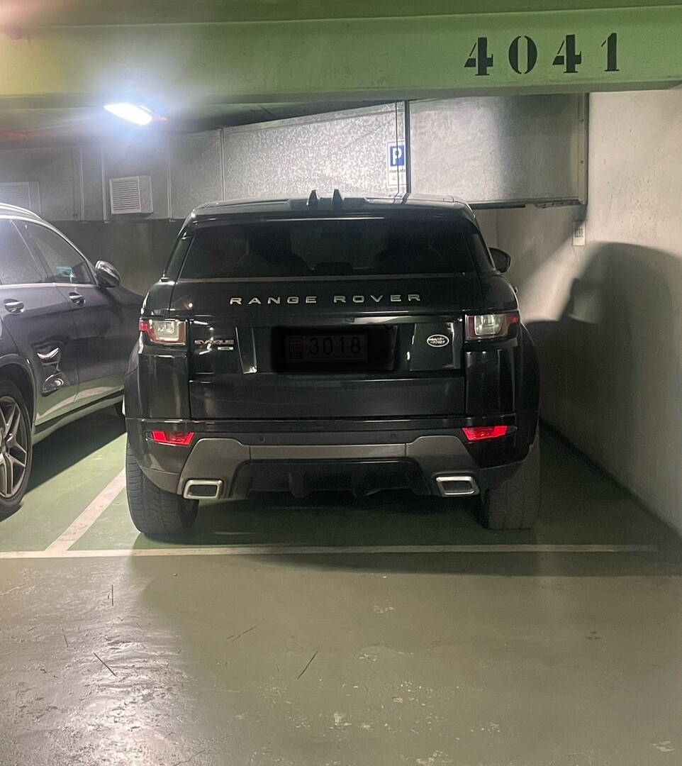 EXCLUSIVITE / PARC SAINT ROMAN / EMPLACEMENT DE PARKING