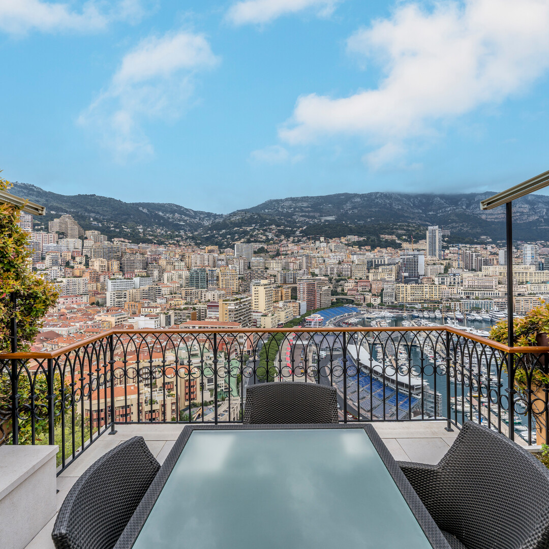 Exclusivité - Monaco-Ville - Maison d’exception avec vue panoramique sur Monaco et le port hercule