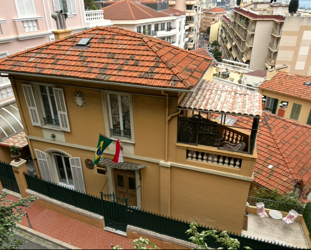 NOUVEAU ! EXCLUSIVITÉ BIEN RARE À MONACO MAISON INDIVIDUELLE – 4 PIÈCES