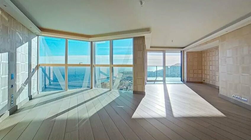 Co-exclusivité - TOUR ODEON - Exceptionnel Duplex