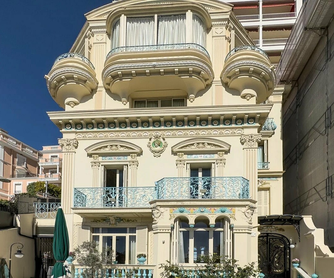 EXCLUSIF - VILLA  BELLE EPOQUE EXCEPTIONNELLE