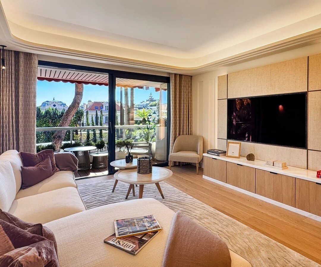 Co Exclusivité - Floralies - Luxueux 3 Pièces - Carré d'Or