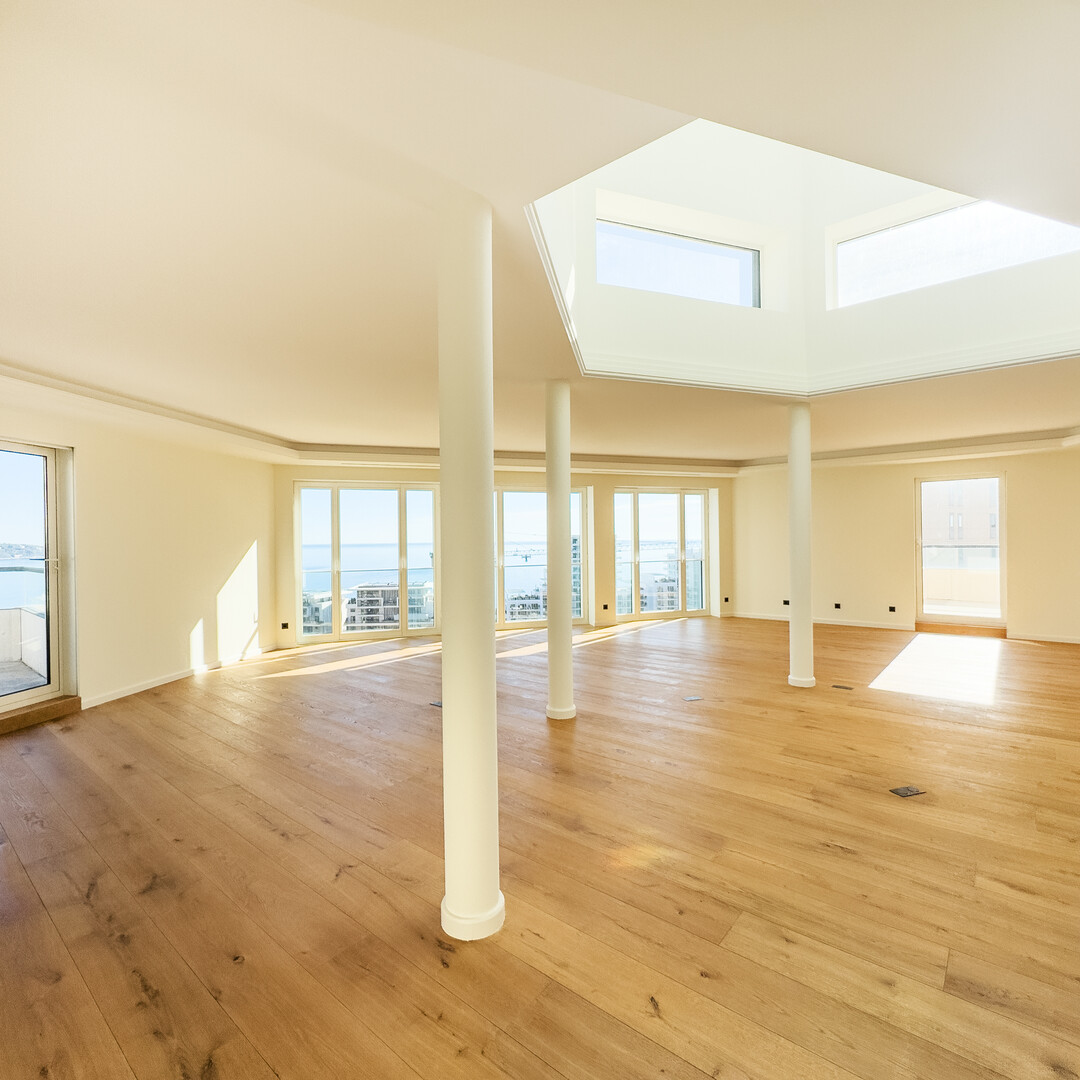 EXCEPTIONNEL TRIPLEX PENTHOUSE