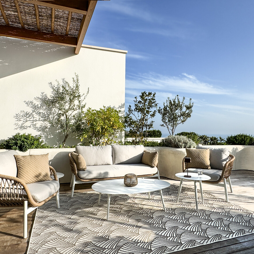 EXCLUSIVITE - MAGNIFIQUE 3/4 PIECES VENDU ENTIEREMENT MEUBLE