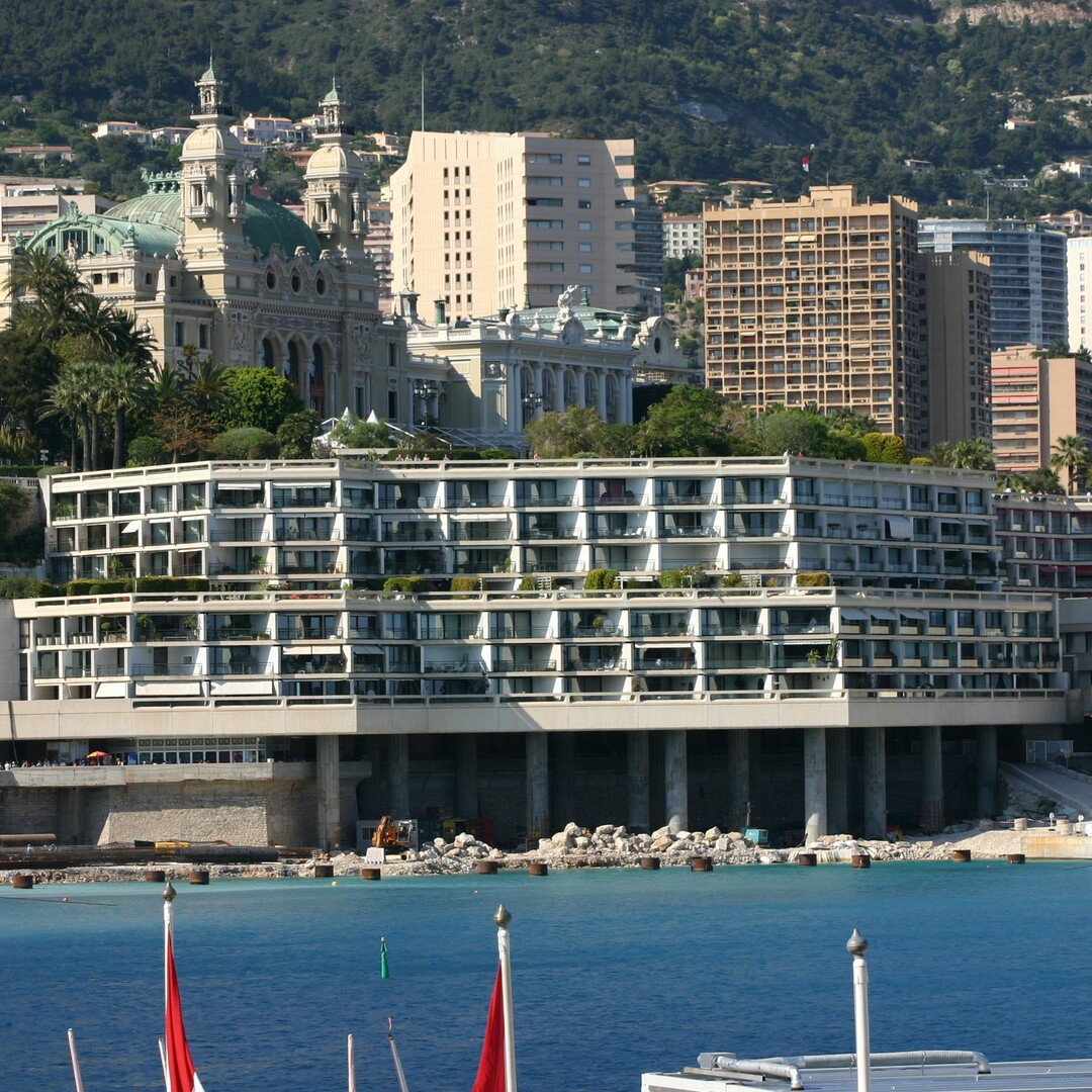 MONTE-CARLO | 3 PIECES A RENOVER