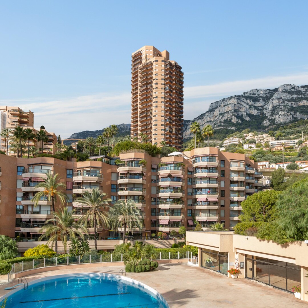 Monte-Carlo Sun | Cave