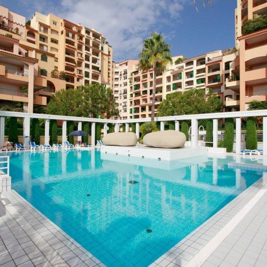 Somptueux et vaste appartement dans un environnement calme et verdoyant