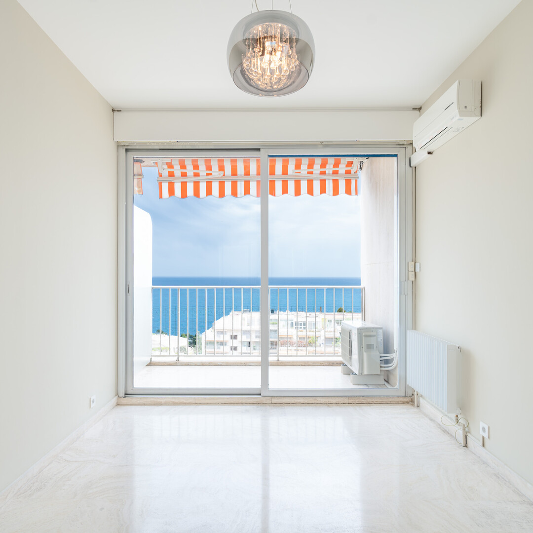 CHÂTEAU PÉRIGORD II -  La Rousse - 2 Pièces - Vue Mer