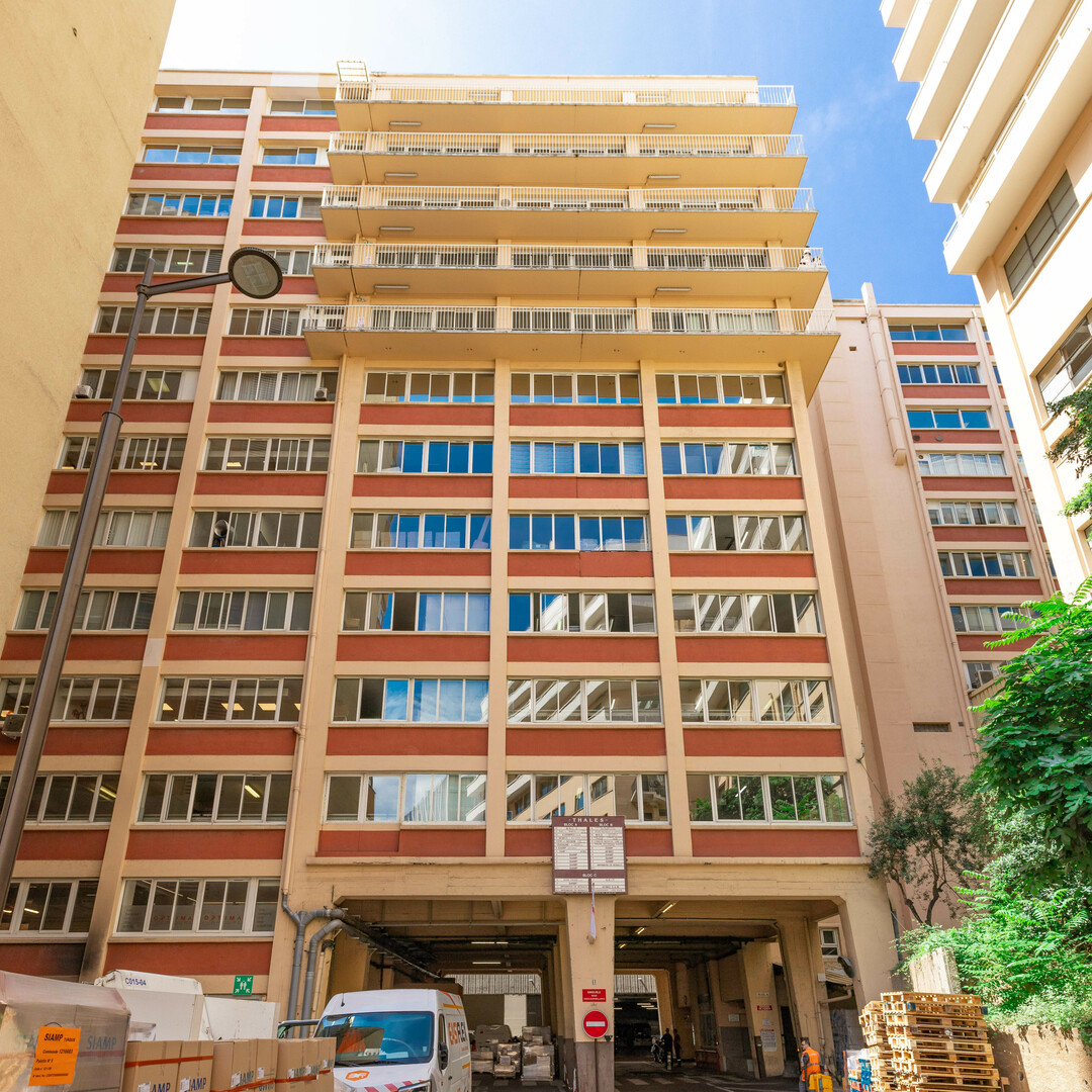 PLATEAUX DE BUREAUX DANS LE CENTRE