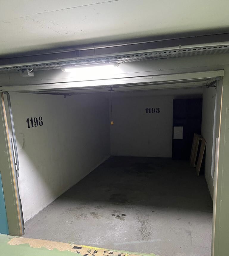 BOX PARKING