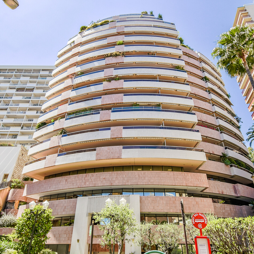 EMPLACEMENT DE PARKING PATIO PALACE