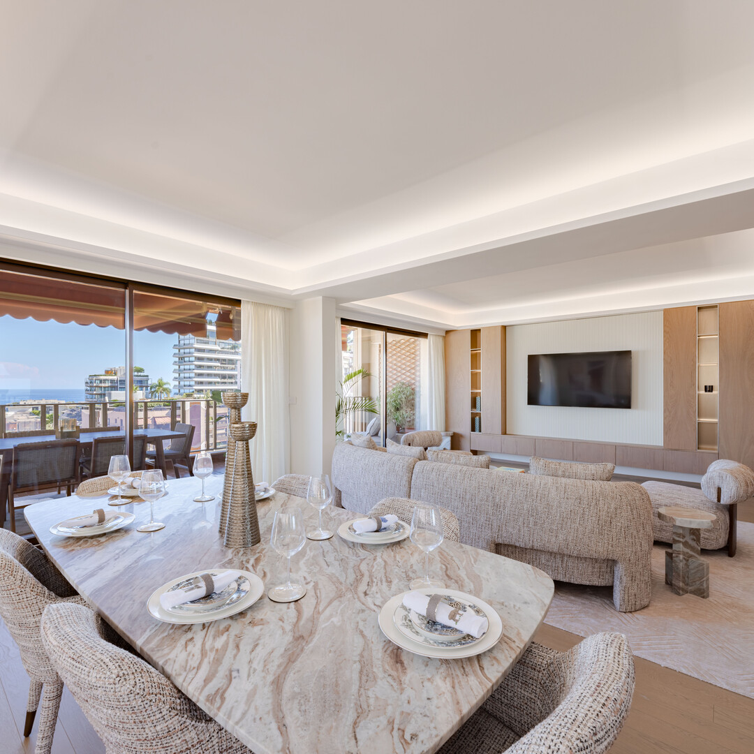 3 PIÈCES RÉNOVÉ AVEC VUE MER/CASINO