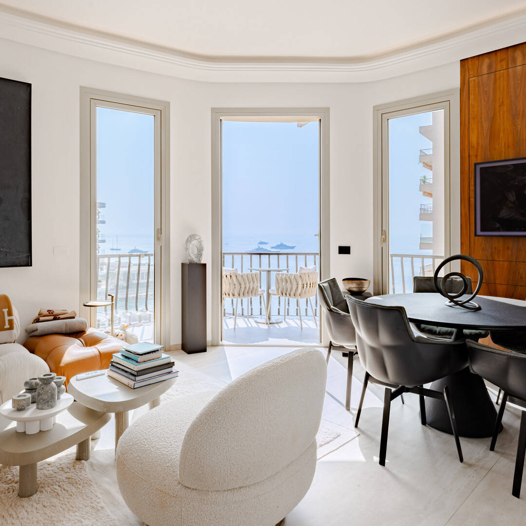 APPARTEMENT LUXUEUX 2/3 PIECES EN DERNIER ETAGE
