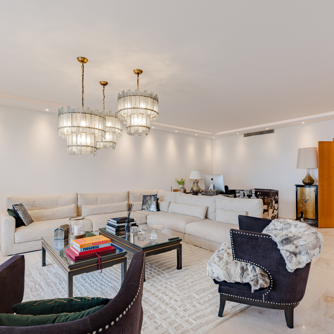 DUPLEX PENTHOUSE AVEC PISCINE