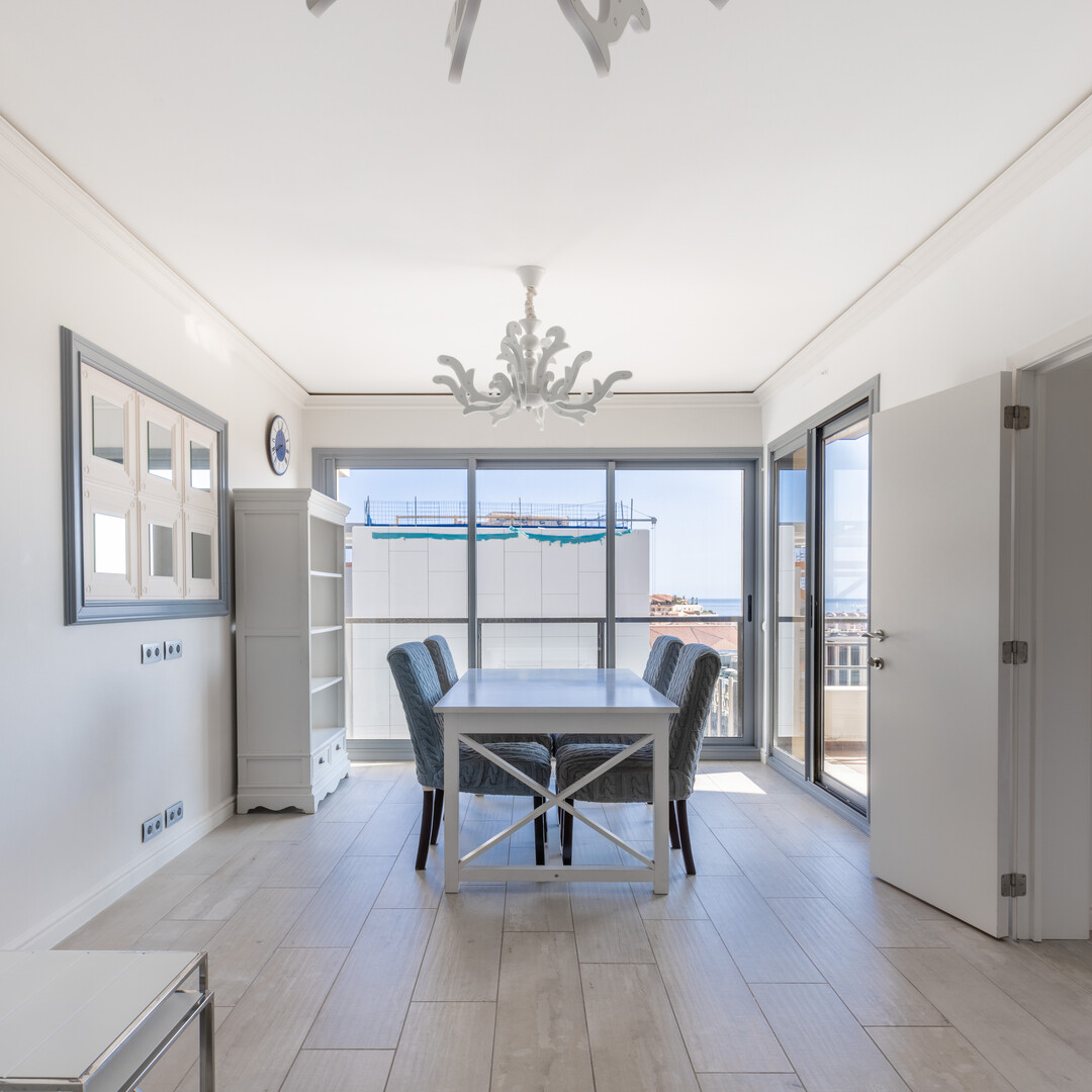 COQUET 3 PIECES EN ETAGE ELEVE