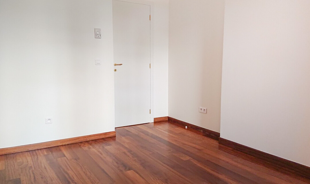 2 PIÈCES À USAGE MIXTE FONTVIEILLE - RESIDENCE ‟LE DONATELLO‟