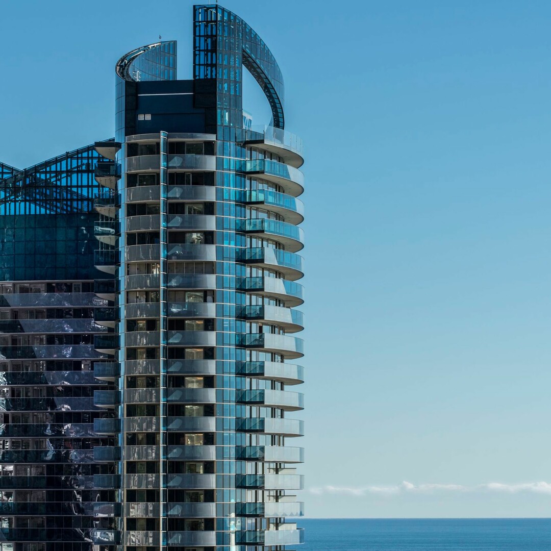 LUXUEUX APPARTEMENT VUE MER