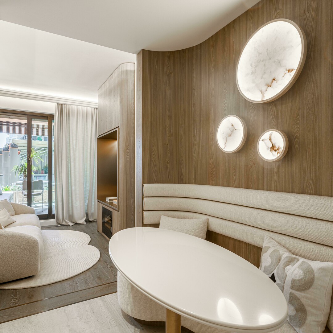 ÉLÉGANT STUDIO MEUBLÉ AVEC TERRASSE VUE MER