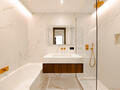 MAGNIFIQUE 3 PIECES RENOVE ET CENTRAL - Appartements à vendre à Monaco