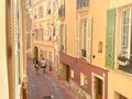 CHARMANT APPARTEMENT DANS LE PITTORESQUE QUARTIER DU ROCHER - Appartements à vendre à Monaco