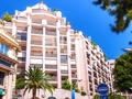EMPLACEMENT DE PARKING - Appartements à vendre à Monaco