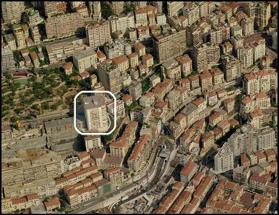 Sole Agent – High-end renovated luxury apartment with sea view